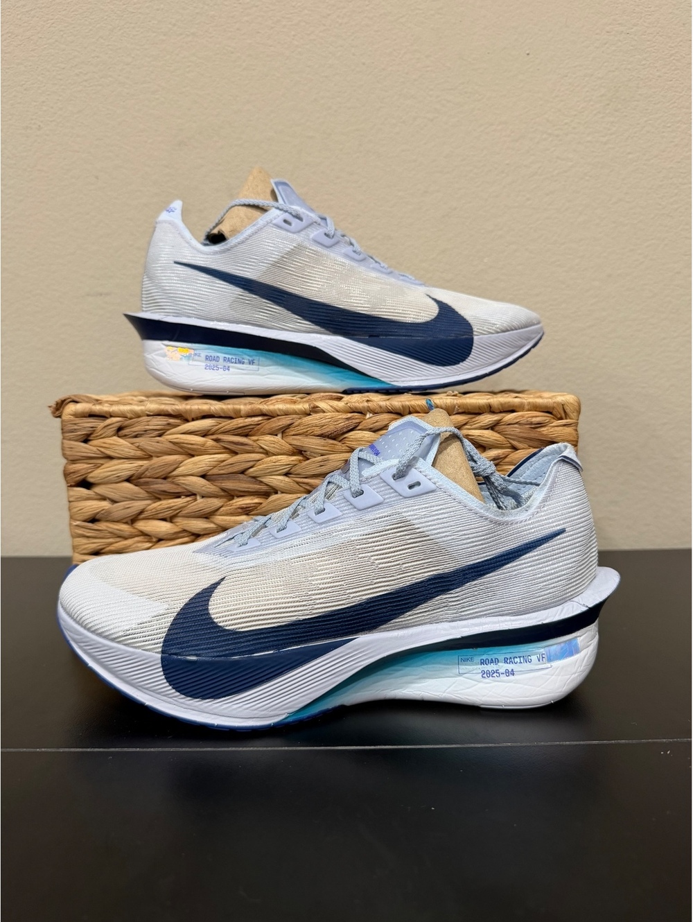 Size 7.5M/9 Women - Nike ZoomX VaporFly Next% 4 “Ghost”